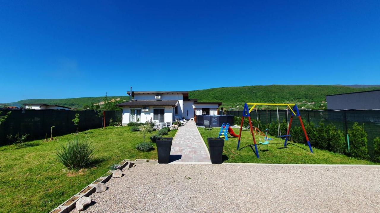 Holiday Home Emma บีฮัช ภายนอก รูปภาพ
