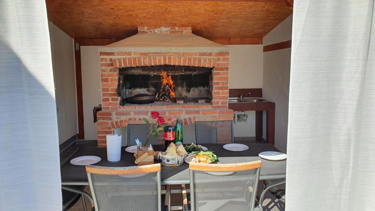 Holiday Home Emma บีฮัช ภายนอก รูปภาพ